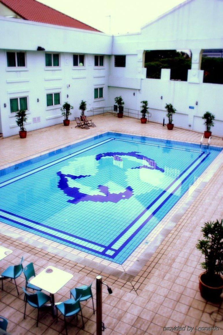 Hotel 81 Tristar Сингапур Удобства фото